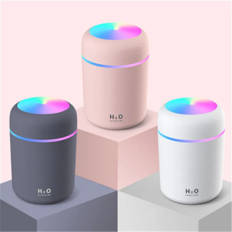 Car Air Purifying Humidifier Continuous spray Lights Moisturize Lightweight