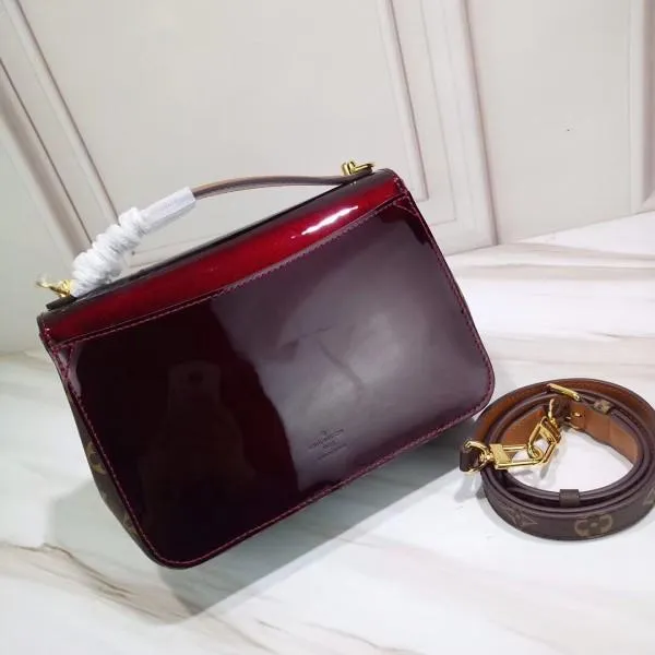Smooth Vernis Patent Leather Cherrywood Bb Bag Amarante 2019